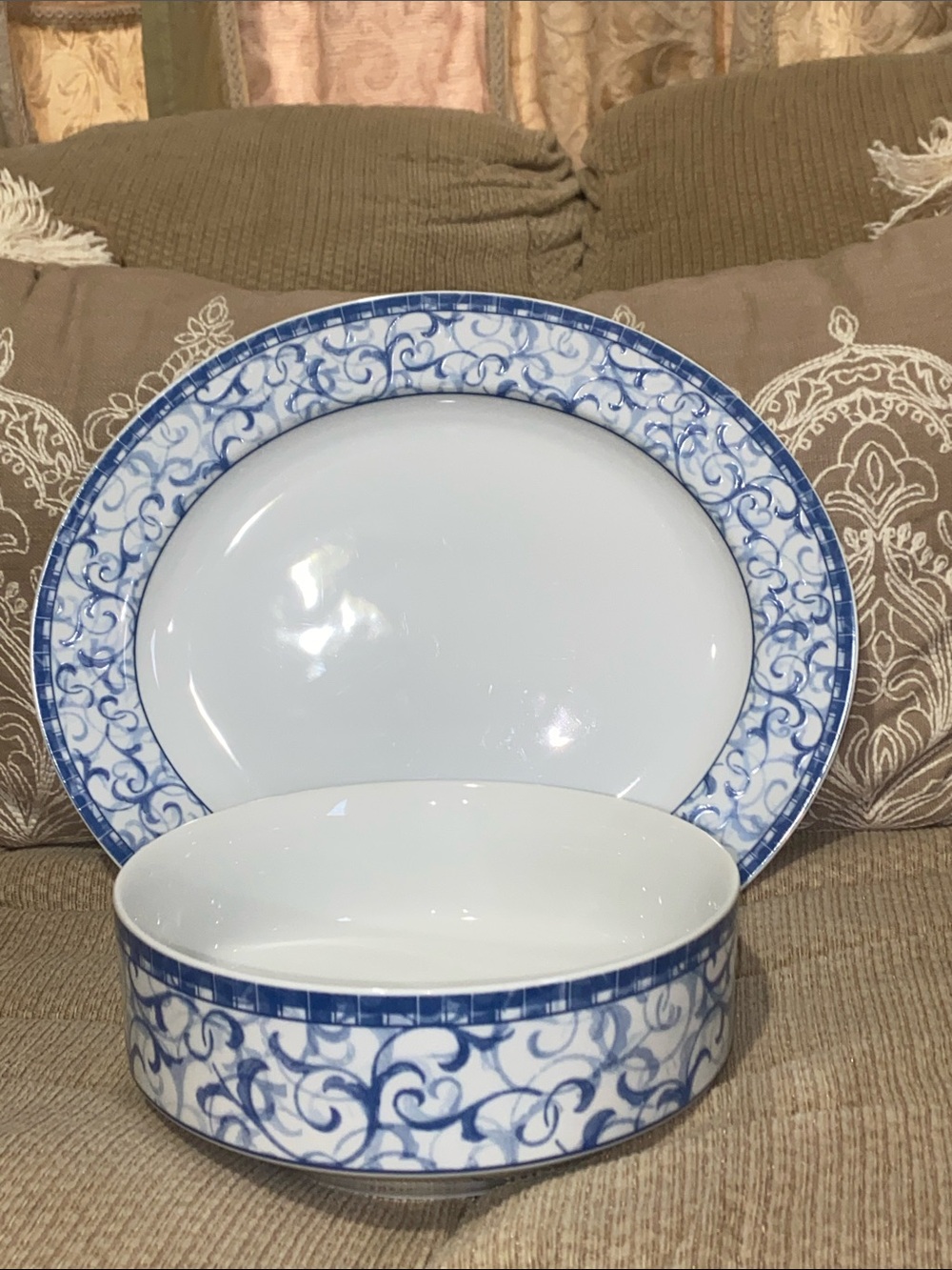 💙Like New Vintage Oneida Blue Heather Porcelain Serving Bowl & Platter Set